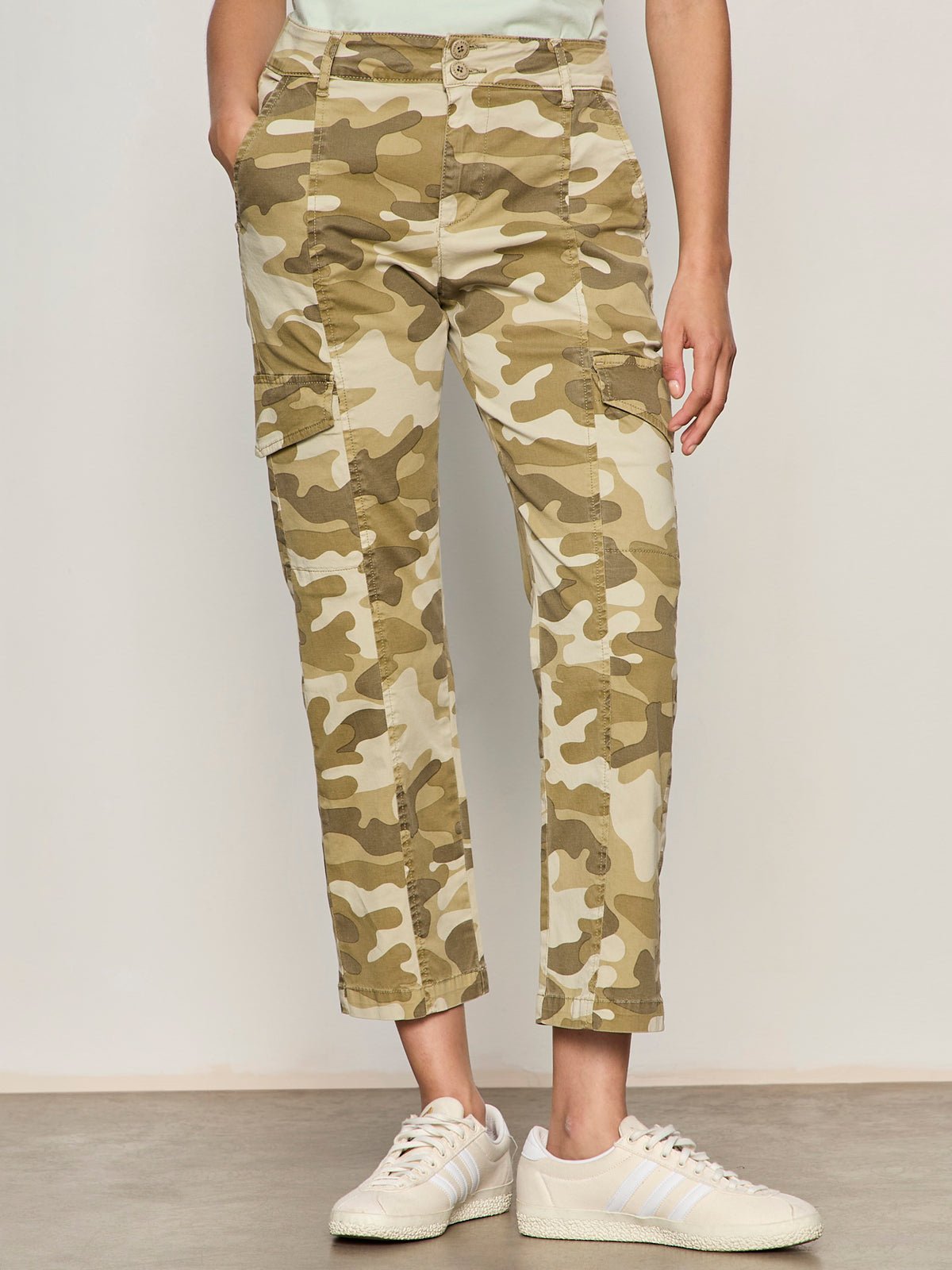 rebel-straight-crop-pant-canyon-camo-1885941
